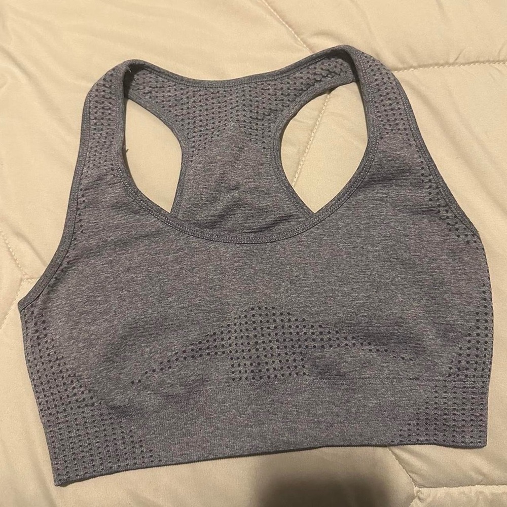 Racer back breathable sports bra